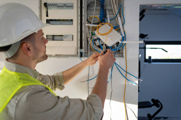 Best Residential Electrician Services  in New Middletown, OH